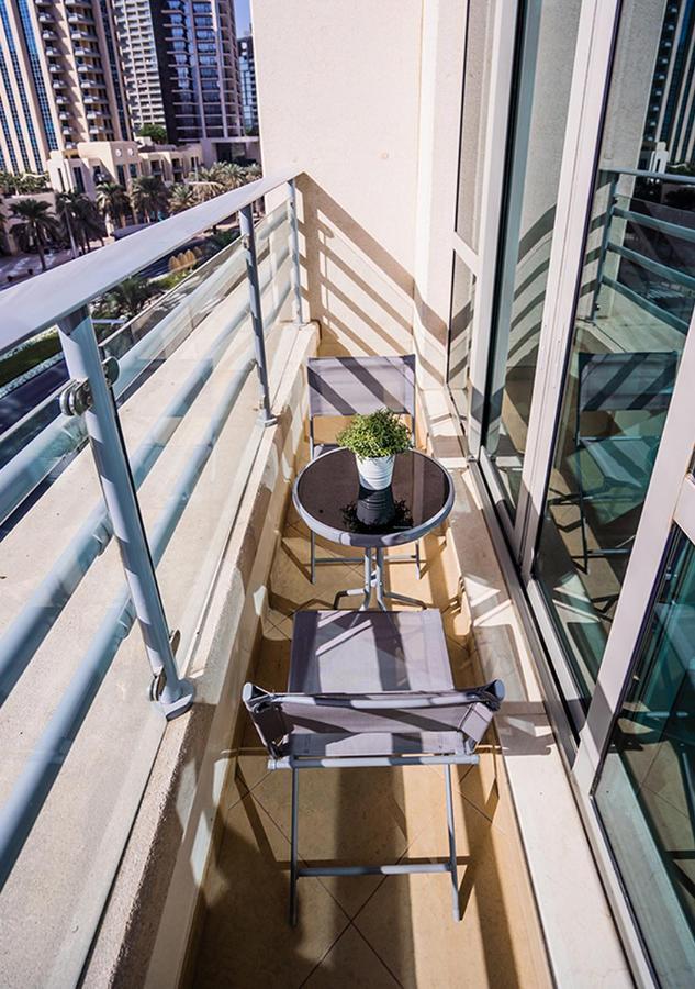 Nasma Luxury Stays - Boulevard Central Tower Dubai Bagian luar foto